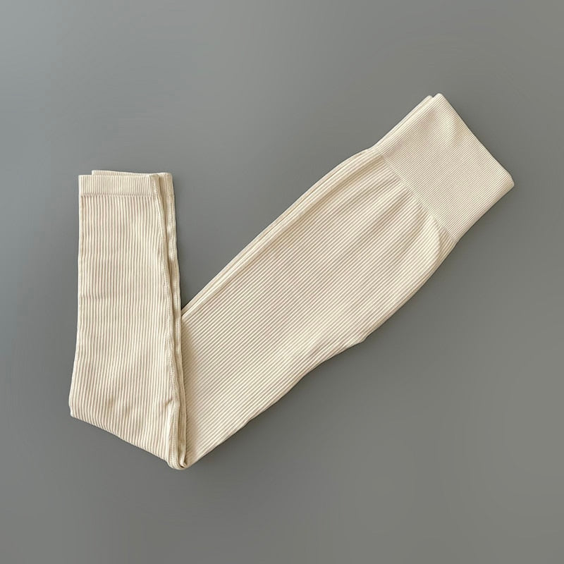 Calça Legging Push Up Sem Costura de Academia.